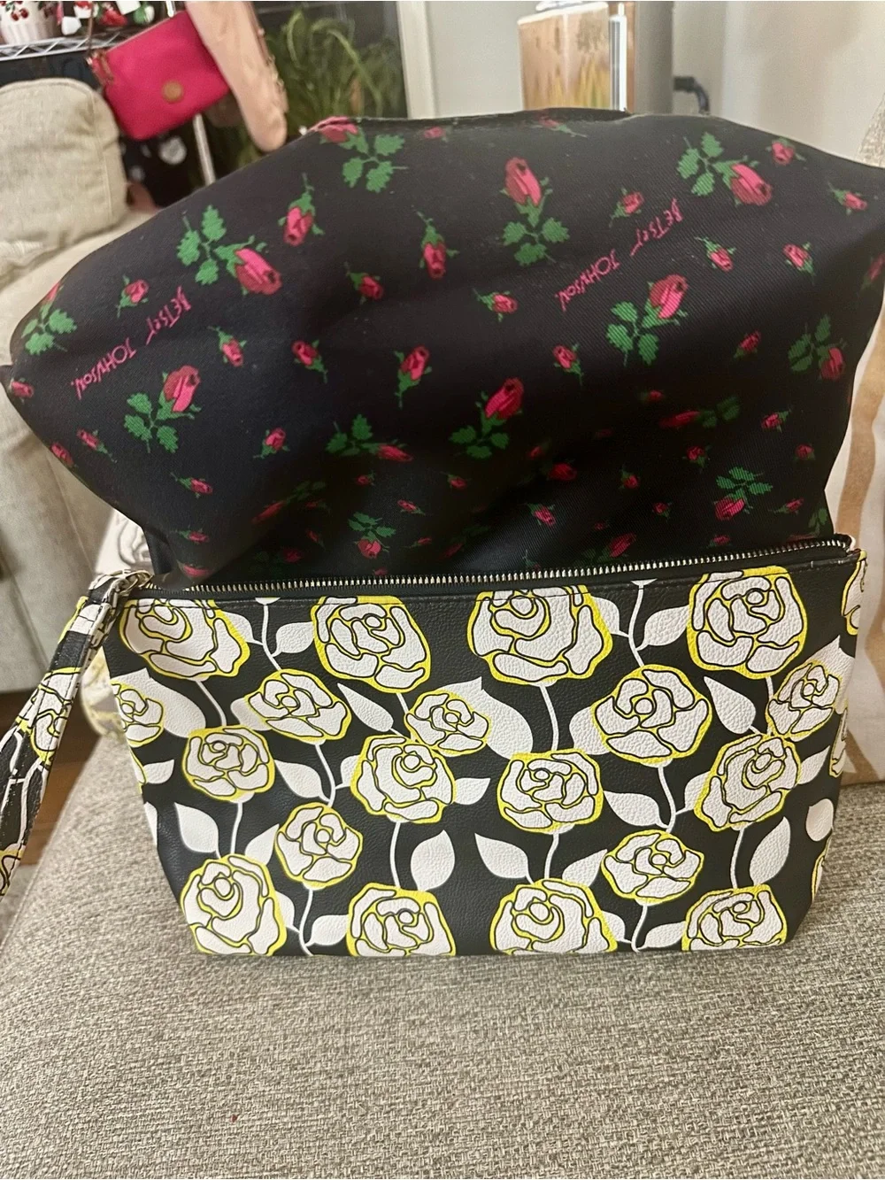 Betsey Johnson Black, White & Yellow Floral Wristlet Clutch w/ Rose Print Lining
